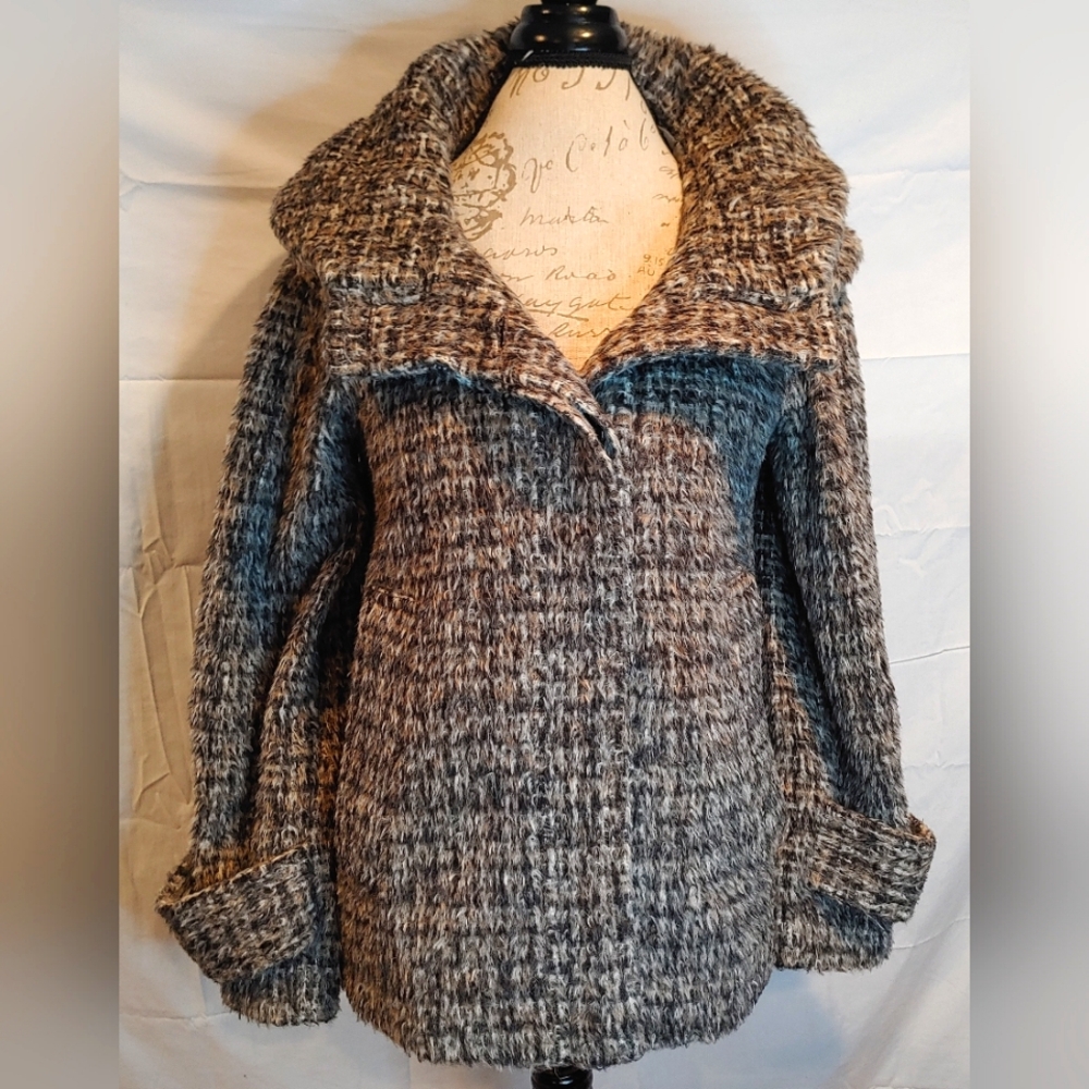 Italia Testino Alpaca & Wool Button Coat, Gray/Black/Tan/White Size S ECU